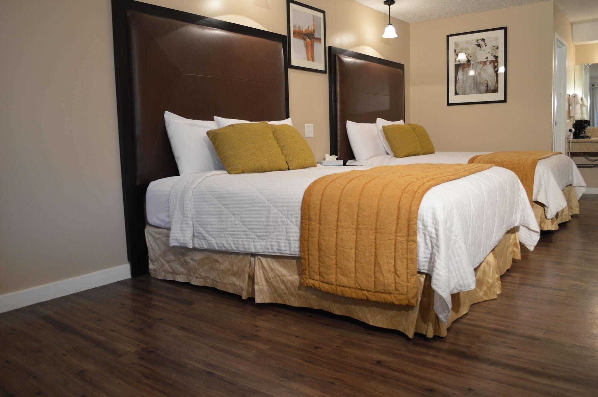 Laramie Valley Inn Экстерьер фото